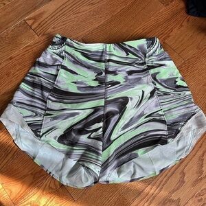 Lululemon hotty hot shorts